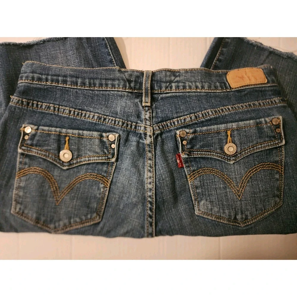Levis these women